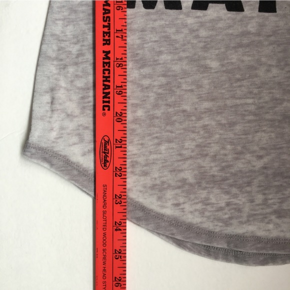 Disney Lion King 'Hakuna Matata' Raglan T-Shirt, Small Juniors, Pre-Loved - Picture 7 of 9